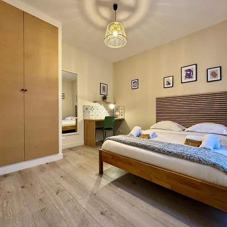 1min Rer A - T2 Renove & Equipe - 20min Paris Apartman *